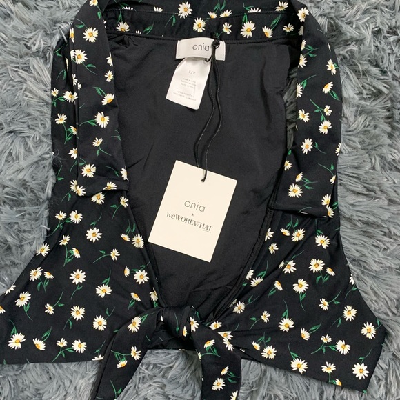 Onia x WeWoreWhat Bikini Top w/ Daises Small - Picture 2 of 4